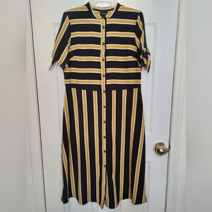 Who what where Black, White & yellow dress